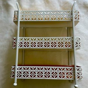 Desktop organizer